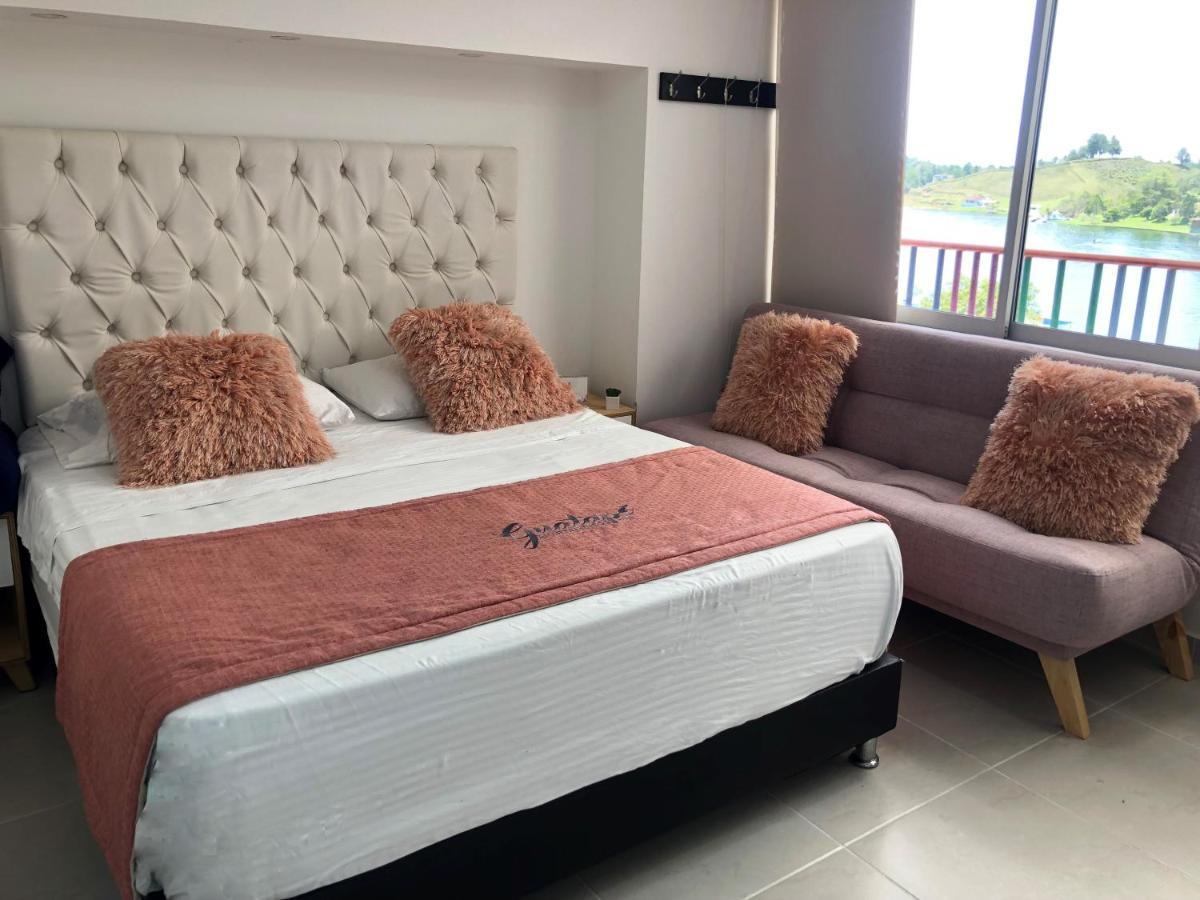 A&A Apartahoteles Malecón Guatapé Kültér fotó