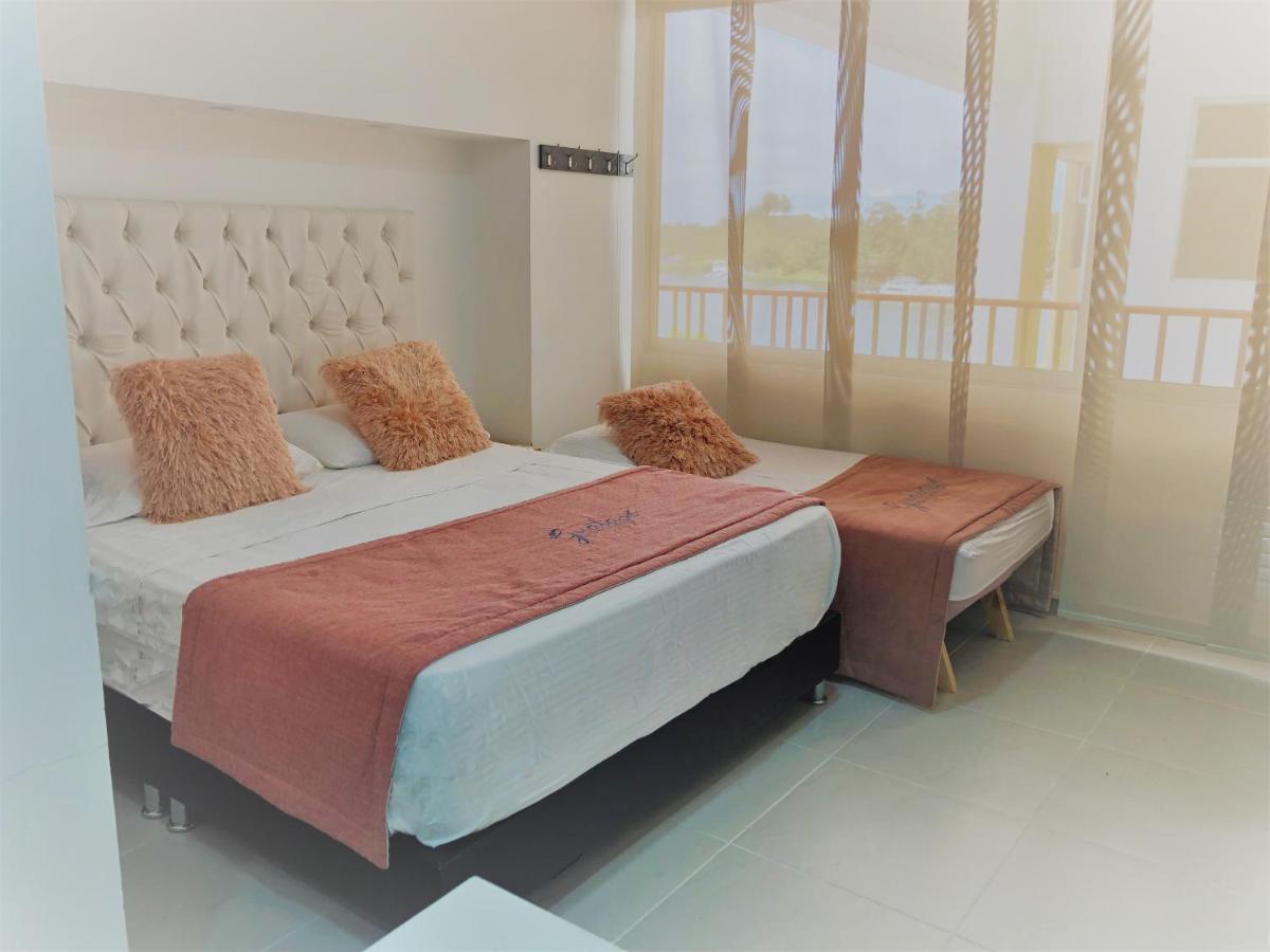 A&A Apartahoteles Malecón Guatapé Kültér fotó