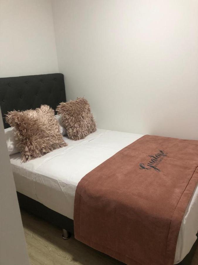A&A Apartahoteles Malecón Guatapé Kültér fotó